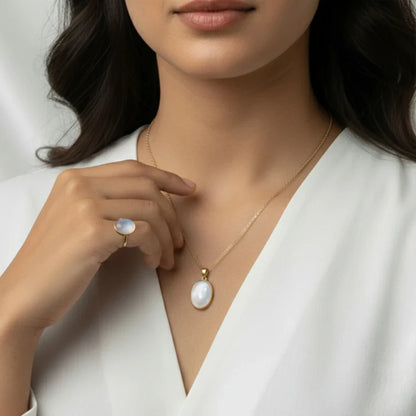 Moonstone (Chandramani)